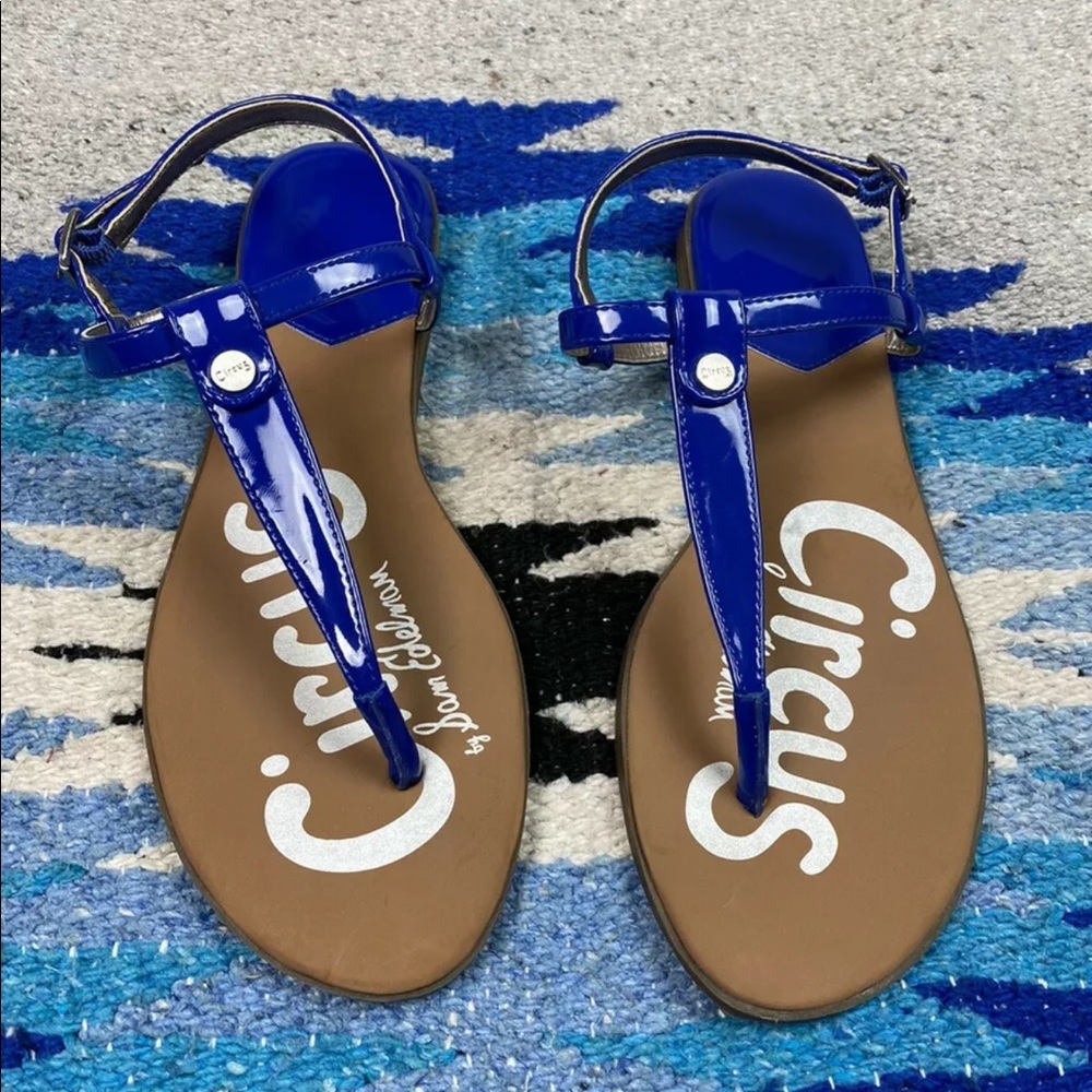 Circus by Sam Edelman Cayden T-Strap Sandal Sz. 8
